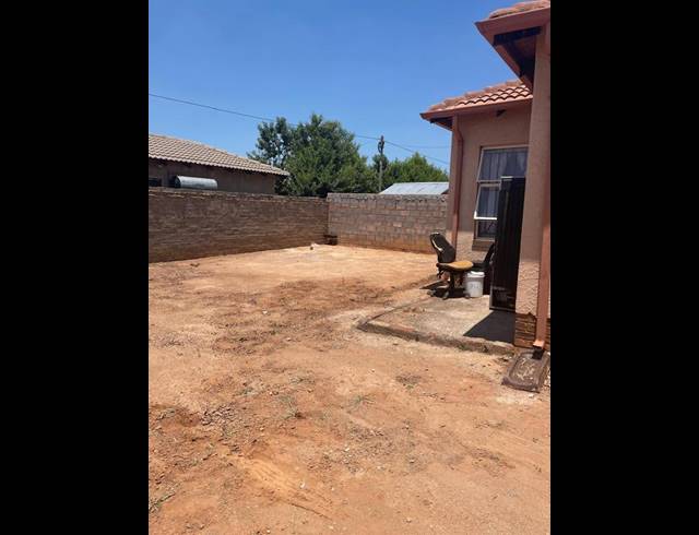 3 BEDROOM HOUSE FOR SALE IN LEHAE